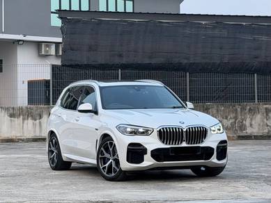 BMW X5 xDRIVE45e M SPORT in Johor Bahru, JHR