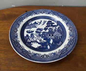 Churchill England Willow plate