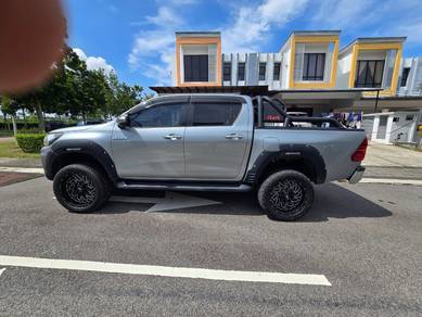 Toyota Hilux L-EDITION in Kajang, SGR