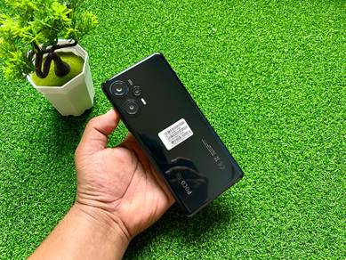 poco f5 5G 120Hz snapdragon 24GB RAM 256GB storage
