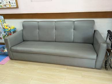 Sofa used, good condition