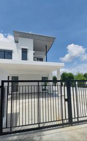 2-storey Terraced House For Sale in Horizon Hills,JHR