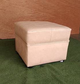 Y71F   Bangku Square Stool PU Khakis