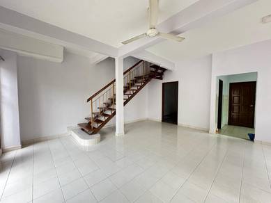 Semi-Detached House For Sale in Puncak Alam,SGR