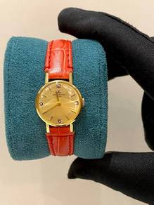 Jaeger-LeCoultre Club REF 100106 18k750 Yellow