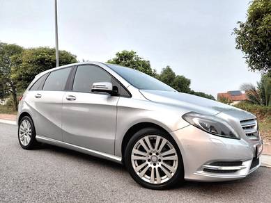 Mercedes Benz B200 200 BlueEFCY SPRTS TOURER (CBU in Glenmarie, SGR