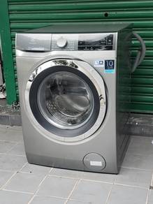Electrotlux front load inverter hot washer 10kg