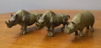 Brass rhinoceros statues tembaga 3