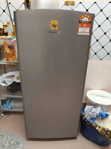 peti sejuk hisense 5 star refrigerator