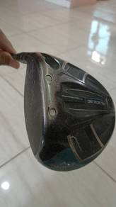 driver Callaway Rouge 10.5
shaft Fujikura Speeder 