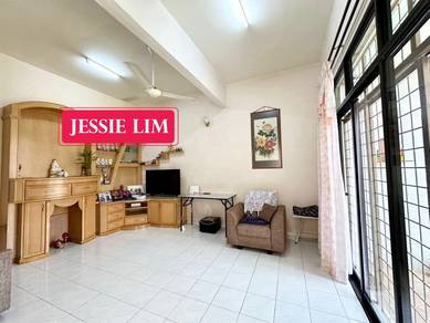 2.5-storey Terraced House For Sale in Sungai Ara,PNG