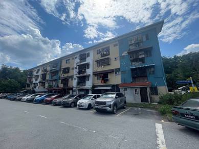 Apartment For Sale in Mas Apartment