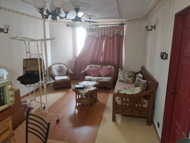 Apartment For Sale in Rampai Court