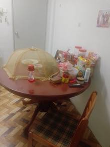 Meja makan Bulat 4 kerusi