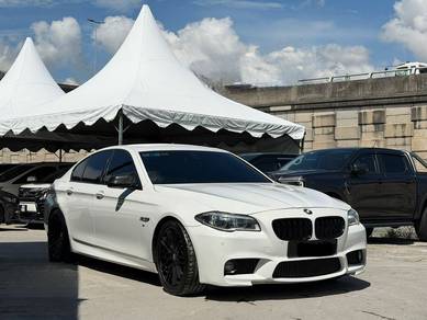 BMW 528i 28i M SPORT (CKD) in Puchong, SGR