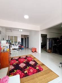 Apartment For Sale in Hijauan Heights