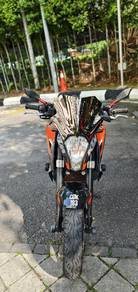 KTM 390 Duke