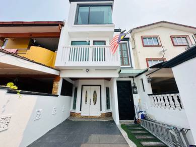 3-storey Terraced House For Sale in Batu Caves,SGR
