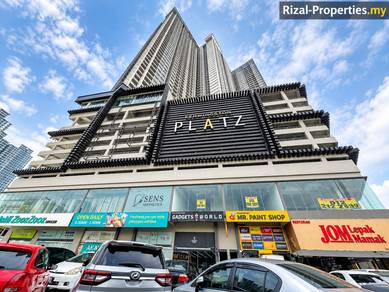 Service Residence For Auction in Kenwingston Platz