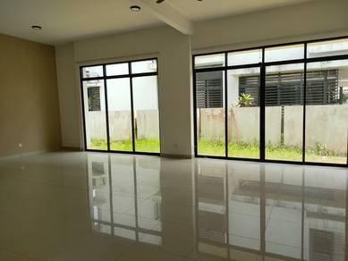 Semi-Detached House For Sale in Dengkil,SGR