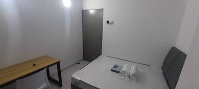 Room in Puchong, SGR