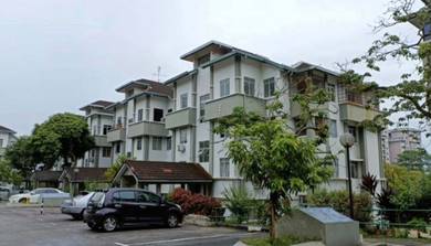 Apartment For Sale in Mon Bisca
