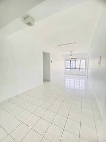 Condominium For Rent in Bayu Tasik 1