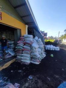 Sekam padi mentah Dan bakar usang min 35bag