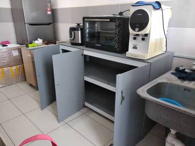 Custom Kitchen Cabinet