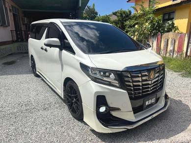Toyota Alphard 2.5 SC in Ketereh, KTN