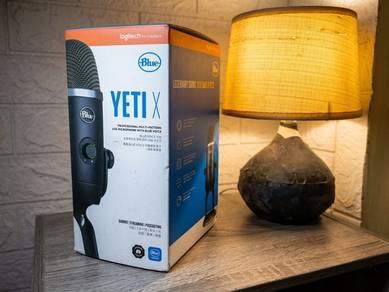 Blue Yeti X Professional USB Microphone