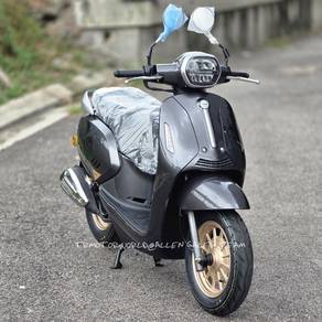 Benelli Panarea 125