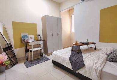 Room in Bayan Lepas, PNG