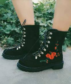 Black rose boots RBH0267