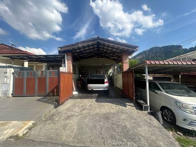 2.5-storey Terraced House For Sale in Gombak,SGR