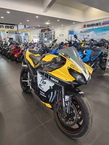 Yamaha YZF-R1