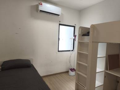 Room in Shah Alam, SGR