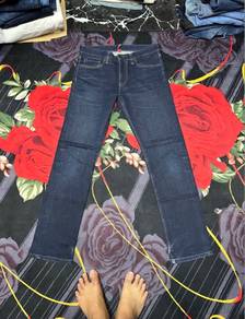 seluar jeans uniqlo saiz 32