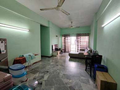 Apartment For Sale in Apartment Bukit Saujana