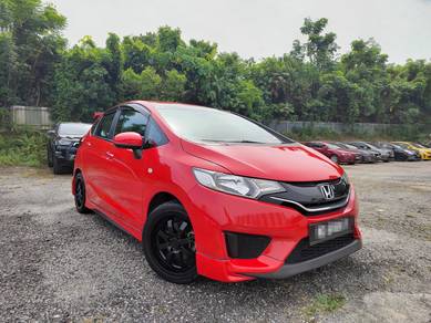 Honda Jazz E in Puchong, SGR