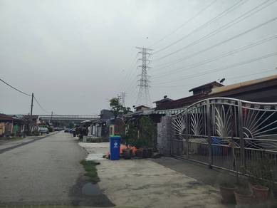 1-storey Terraced House For Sale in Seri Kembangan,SGR