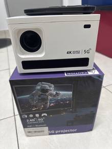 Projector Mini Projector 4K/netflix youtube