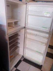toshiba 2pintu 