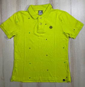 Nike Pinwheel Mini Stars Green Collar Tee #AZ Used