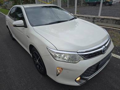 2015 Toyota Camry HYBRID