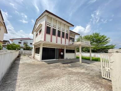 Bungalow House For Sale in Ipoh,PRK