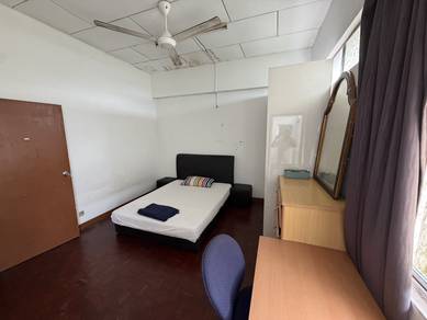 Room in Bangsar, KUL