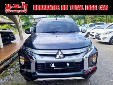 Mitsubishi Triton VGT PREMIUM in Kuching, SWK