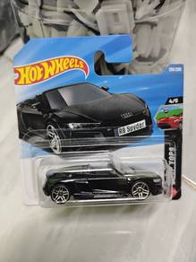 Hotwheels Black 2019 Audi R8 Spyder Short Card