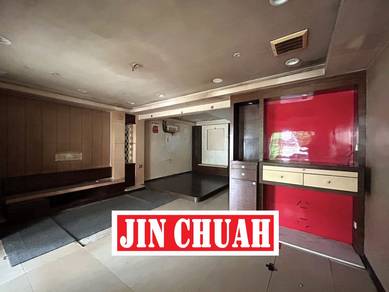2-storey Terraced House For Sale in Jelutong,PNG